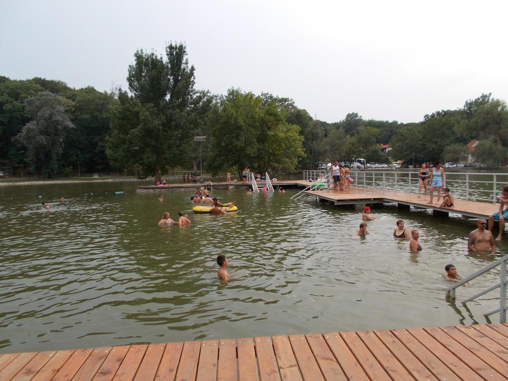 Abaliget Cseppko Panzio B&B 외부 사진